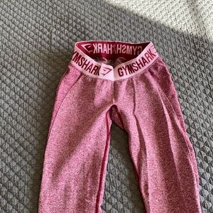 Gum shark flex leggings